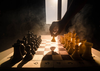 棋子摆放规律_对局开始前黑棋子的将左右摆放的是_前面的棋子